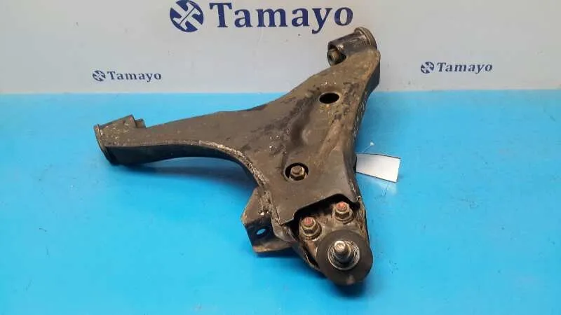 Brazo Suspension Inferior Delantero Derecho para Mitsubishi Montero (V60/V70)