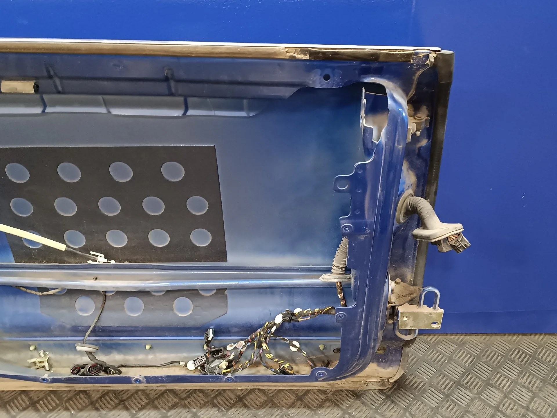 Puerta Delantera Izquierda para Volkswagen Touareg (7La)