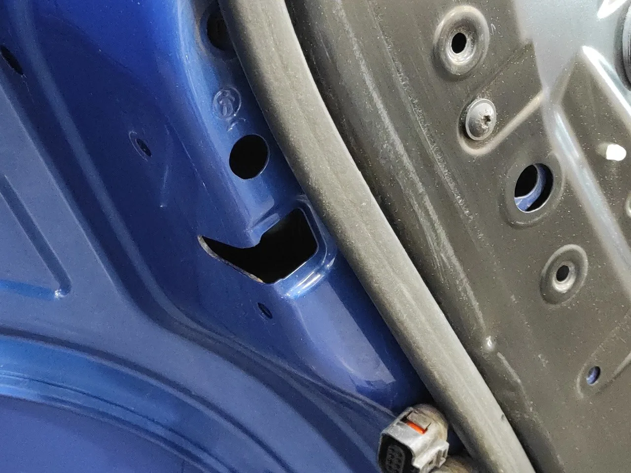 Puerta Trasera Izquierda para Volkswagen Touareg (7La)