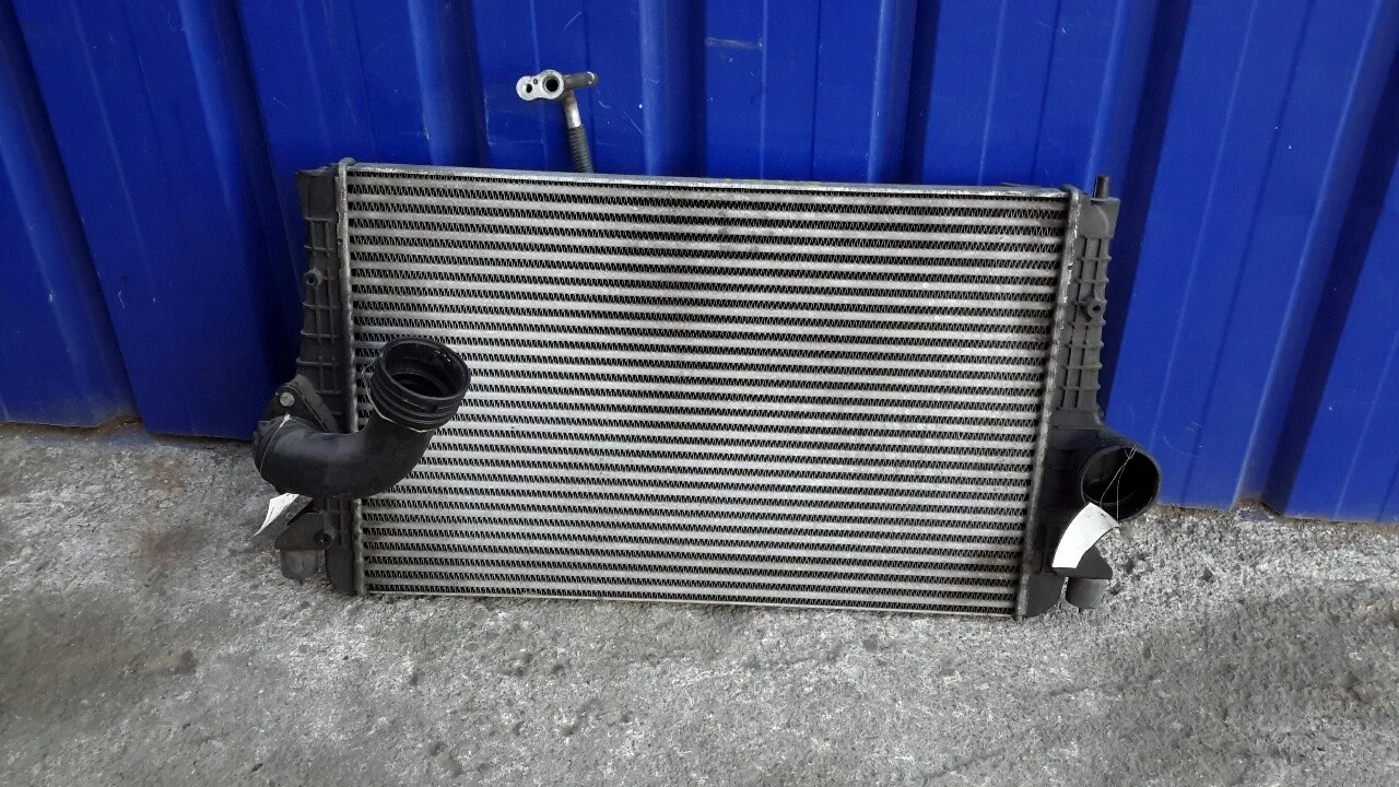Intercooler para Seat Alhambra (7V9)