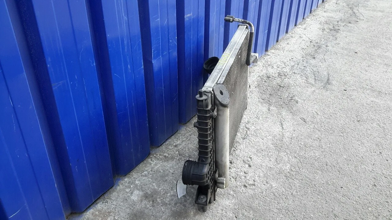 Intercooler para Seat Alhambra (7V9)