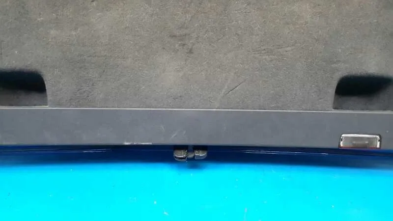 Cerradura Maletero / Porton para Volkswagen Touareg (7La)
