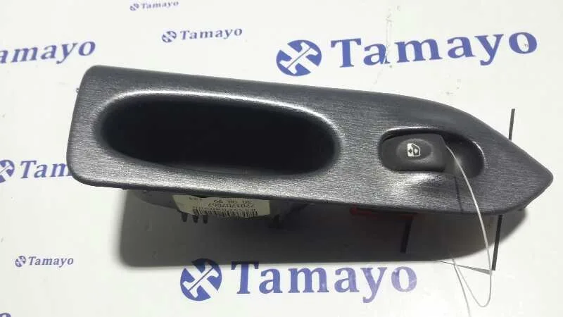 Mando Elevalunas Trasero Derecho para Renault Laguna (B56)