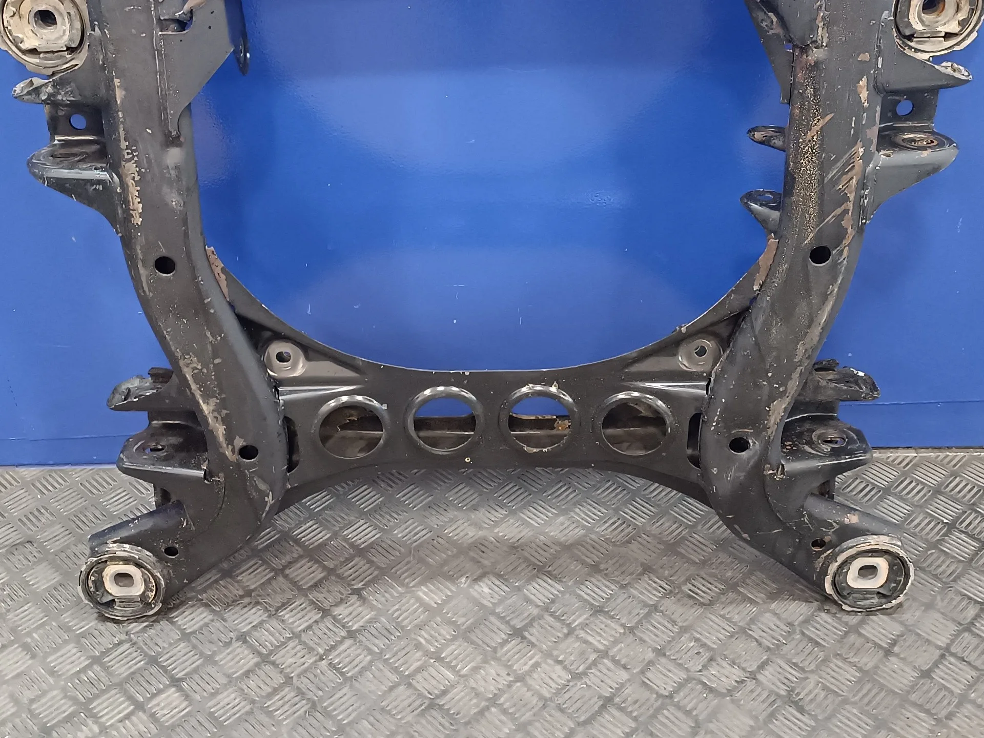 Puente Delantero para Volkswagen Touareg (7La)