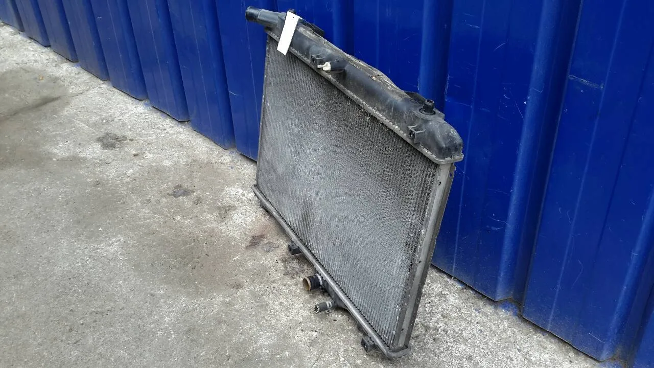 Radiador Agua para Suzuki Swift Berlina (Mz)