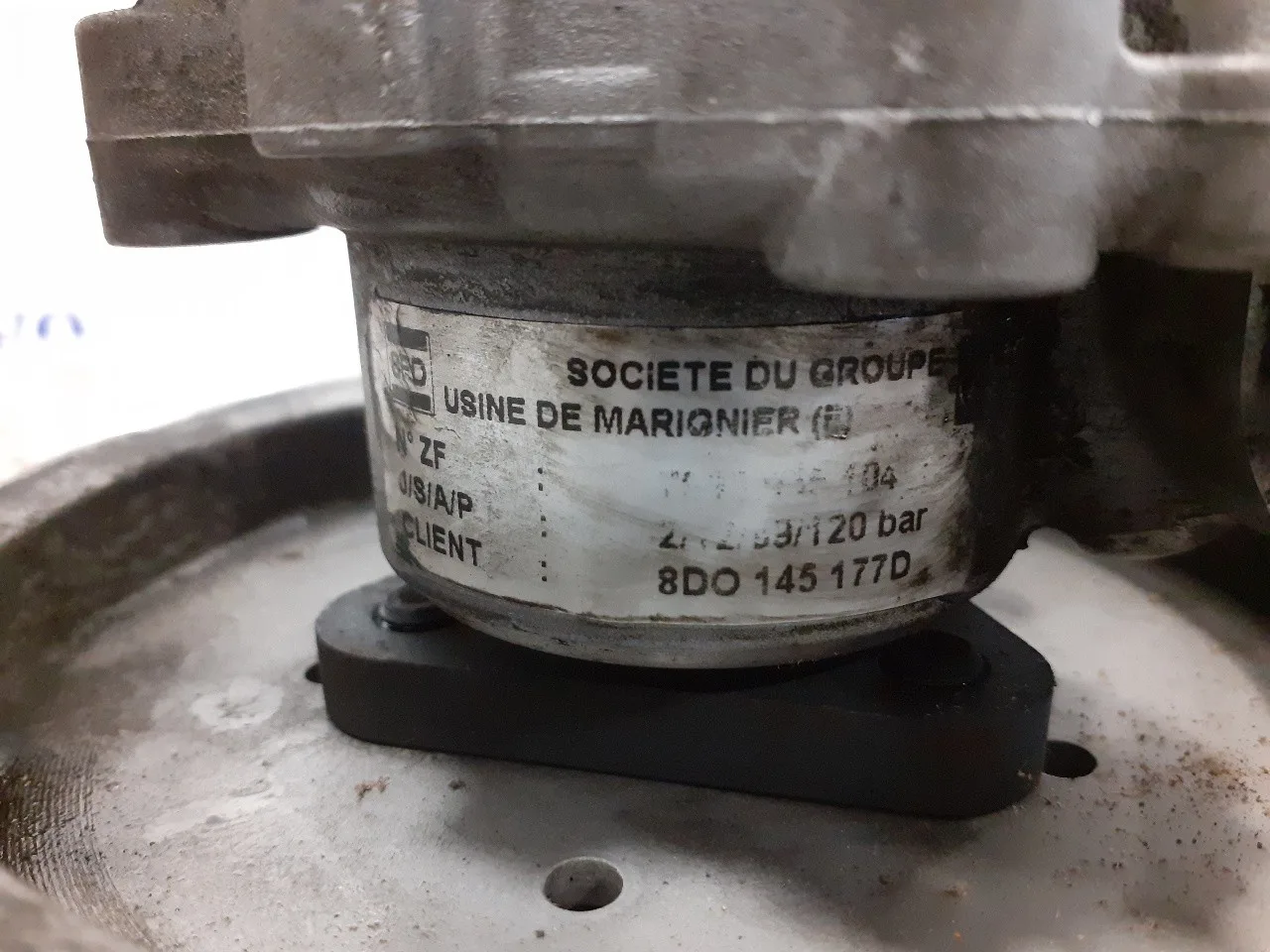 Bomba Servodireccion para Audi A4 Avant (B5)