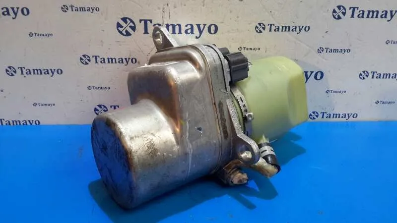 Bomba Servodireccion para Ford Focus Berlina (Cak)
