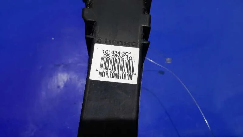Motor Elevalunas Delantero Derecho para Volkswagen Passat Berlina (3B2)