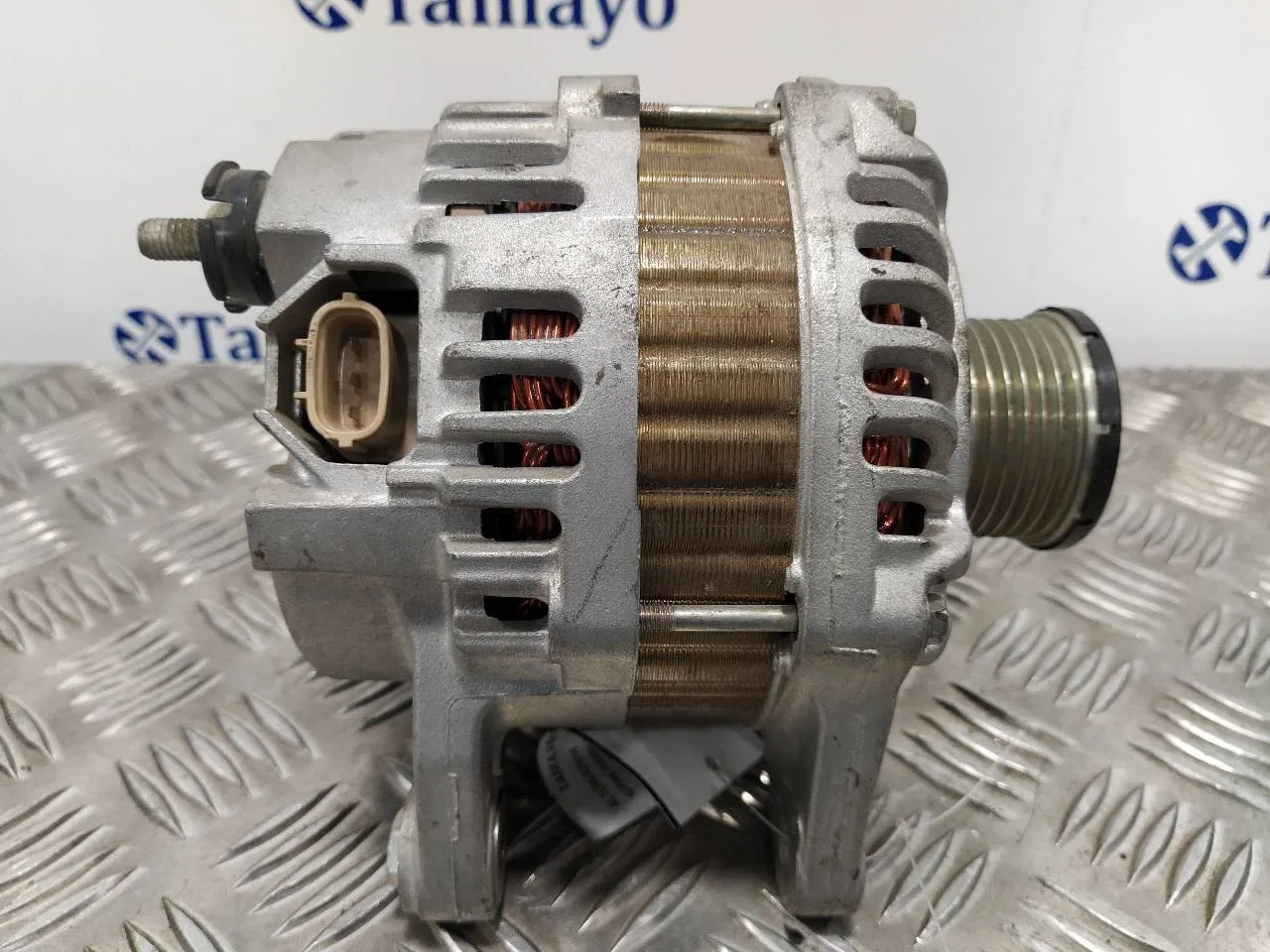 Alternador para Nissan Qashqai (J10)