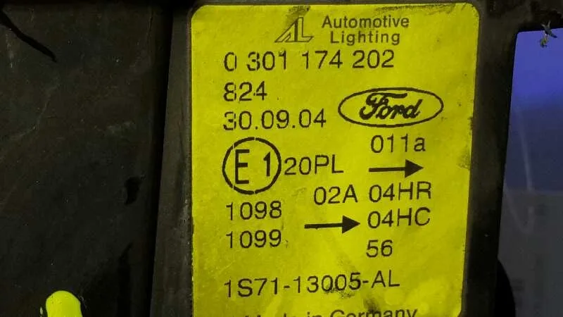 Faro Derecho para Ford Mondeo Berlina (Ge)
