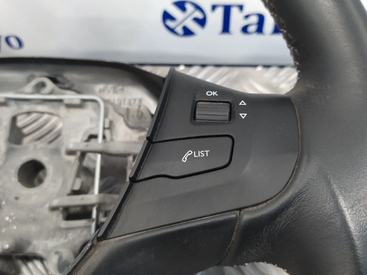 Volante para Peugeot 2008 (--.2013->)