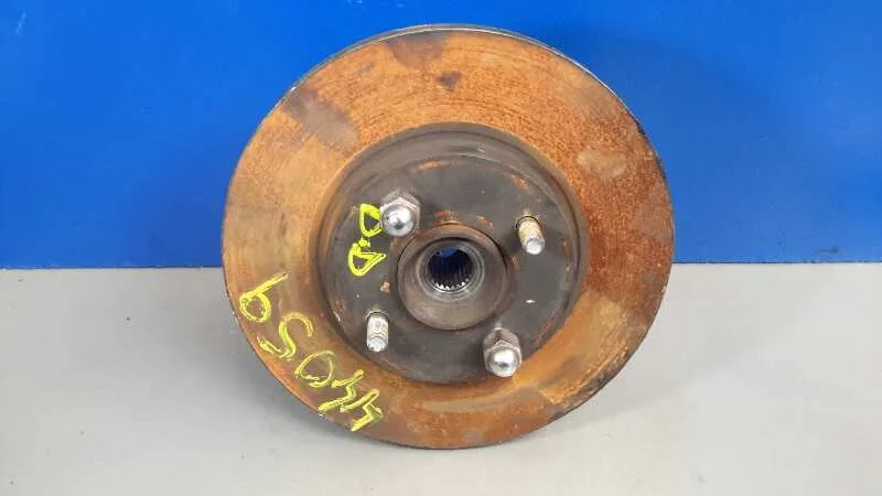 Mangueta Delantera Derecha para Nissan Micra (K13)