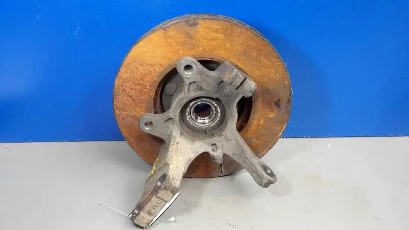 Mangueta Delantera Izquierda para Nissan Micra (K13)
