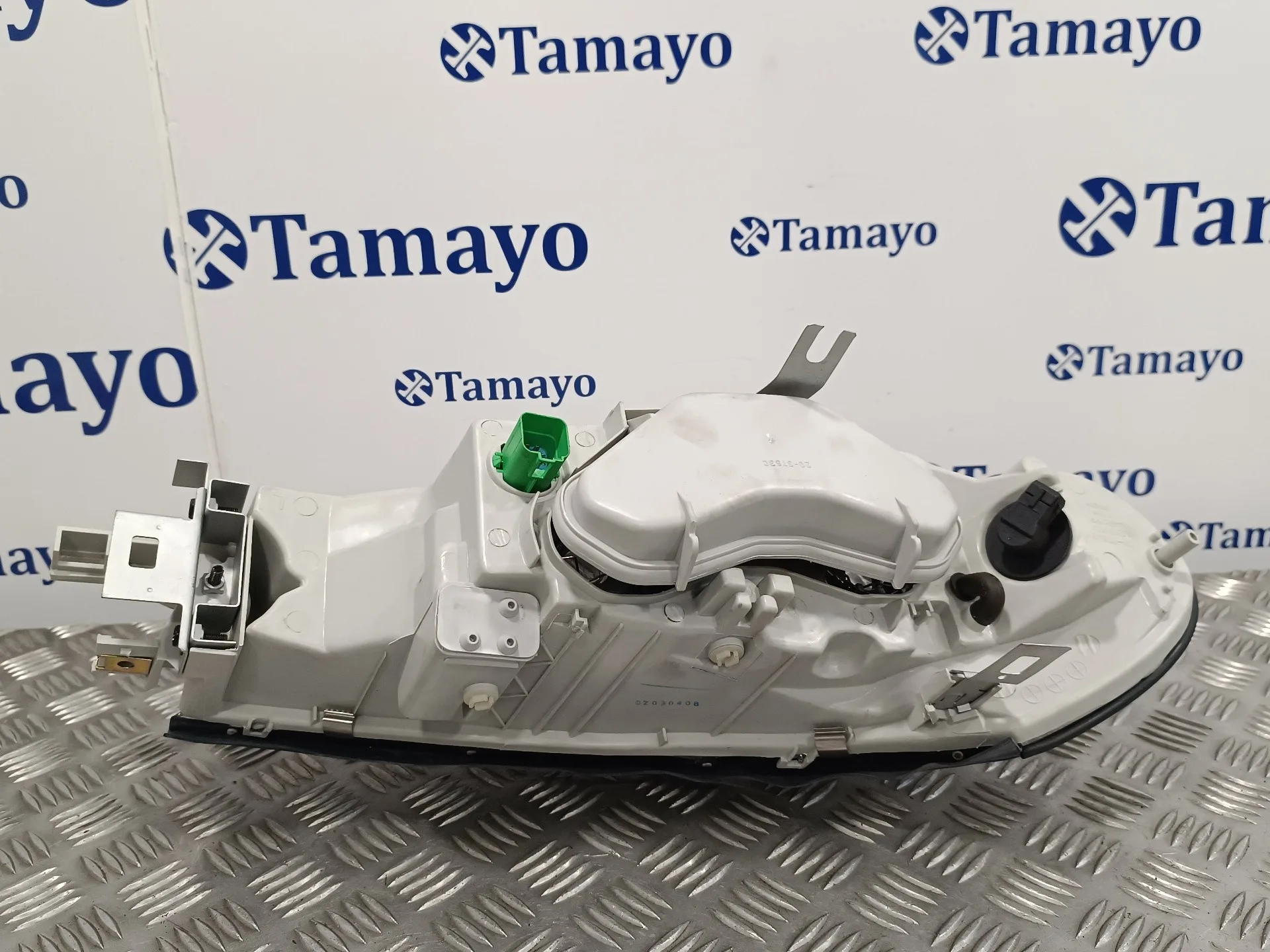 Faro Izquierdo para Ford Mondeo Berlina (Gd)