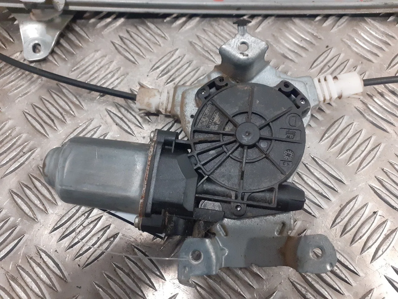 Elevalunas Trasero Derecho para Nissan Pathfinder (R51)