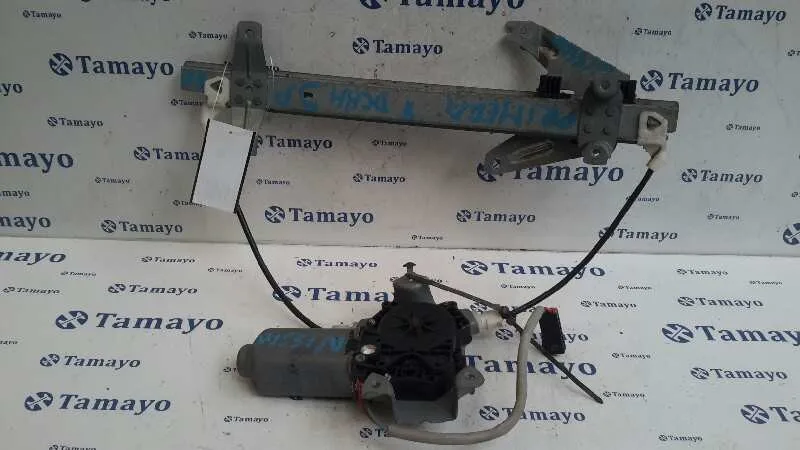 Elevalunas Trasero Derecho para Nissan Primera Berlina (P11)