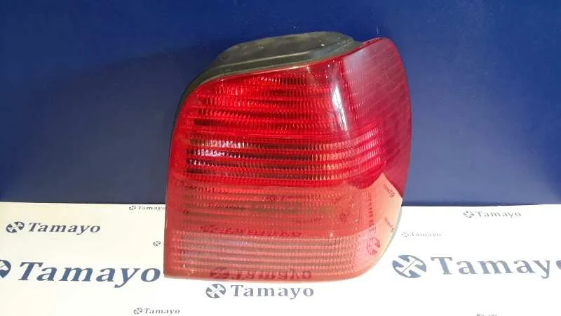 Piloto Trasero Derecho para Volkswagen Polo Berlina (6N2)