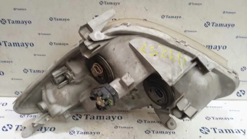 Faro Derecho para Toyota Corolla Verso (E12)