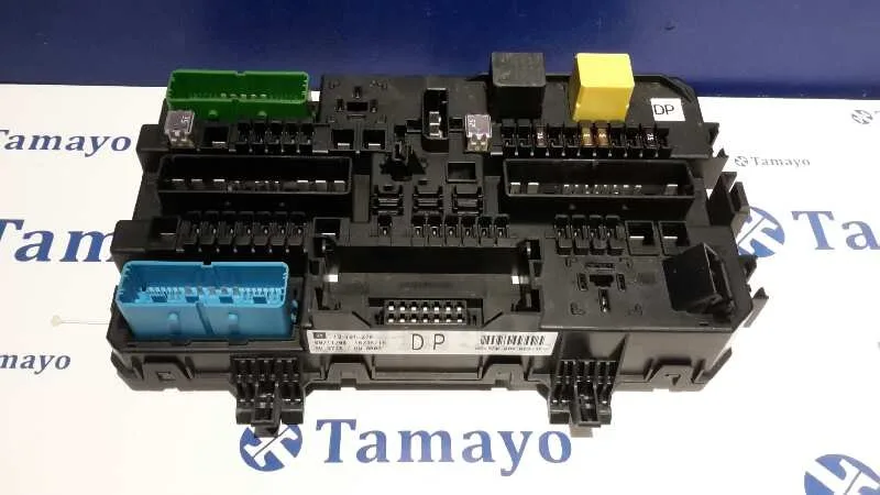 Caja Reles / Fusibles para Opel Astra H Ber.