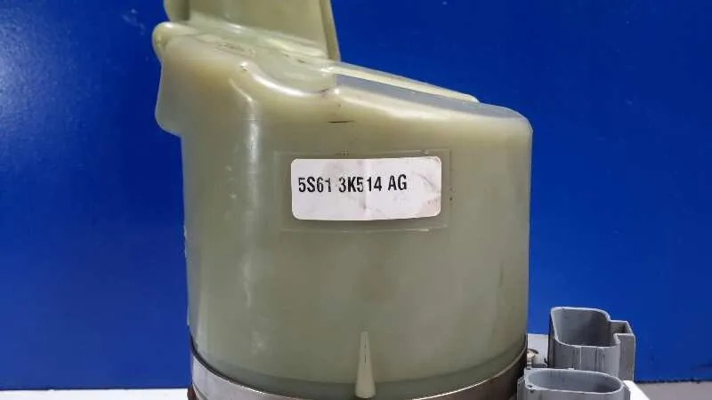 Bomba Direccion para Ford Fiesta (Cbk)