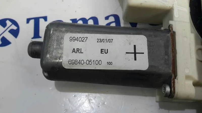 Elevalunas Trasero Izquierdo para Toyota Avensis Berlina (T25)