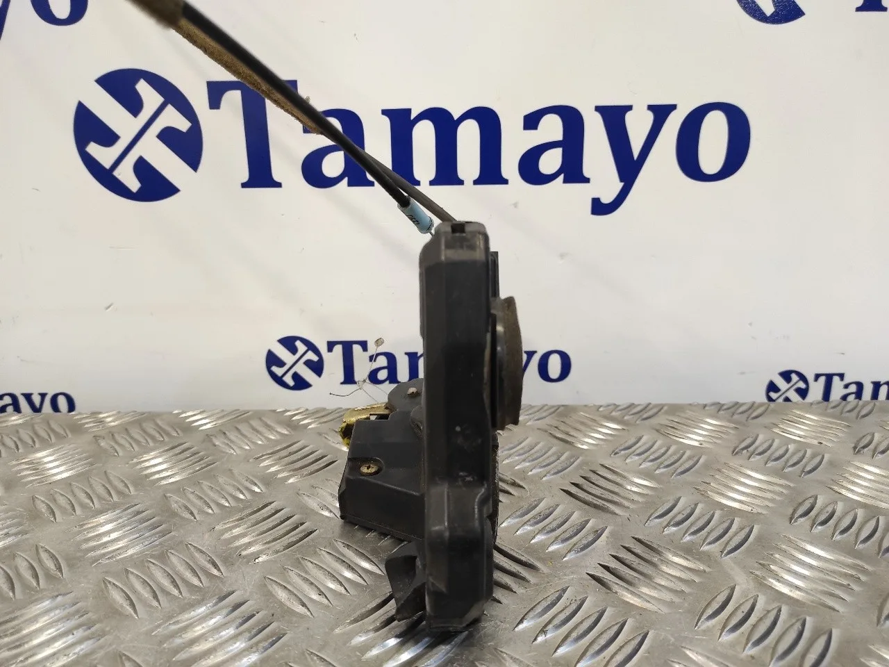 Cerradura Puerta Delantera Izquierda para Toyota Corolla (E12)