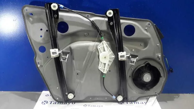 Elevalunas Delantero Derecho para Mercedes-Benz Clase B (W245)