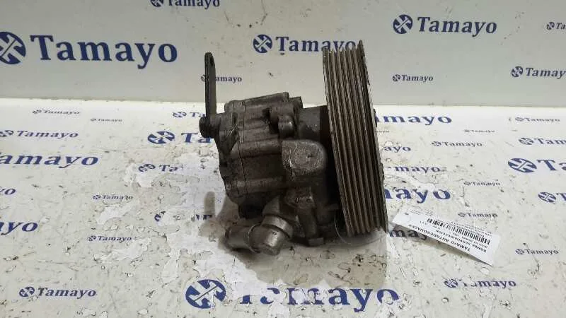 Bomba Servodireccion para Audi S4 Avant (B5)