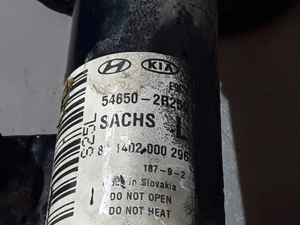 Amortiguador Delantero Izquierdo para Hyundai I30