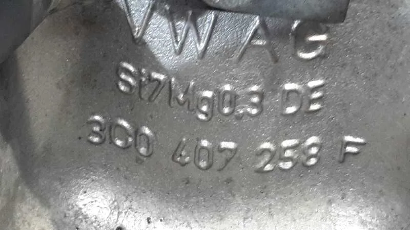 Mangueta Delantera Derecha para Volkswagen Passat Variant (365)