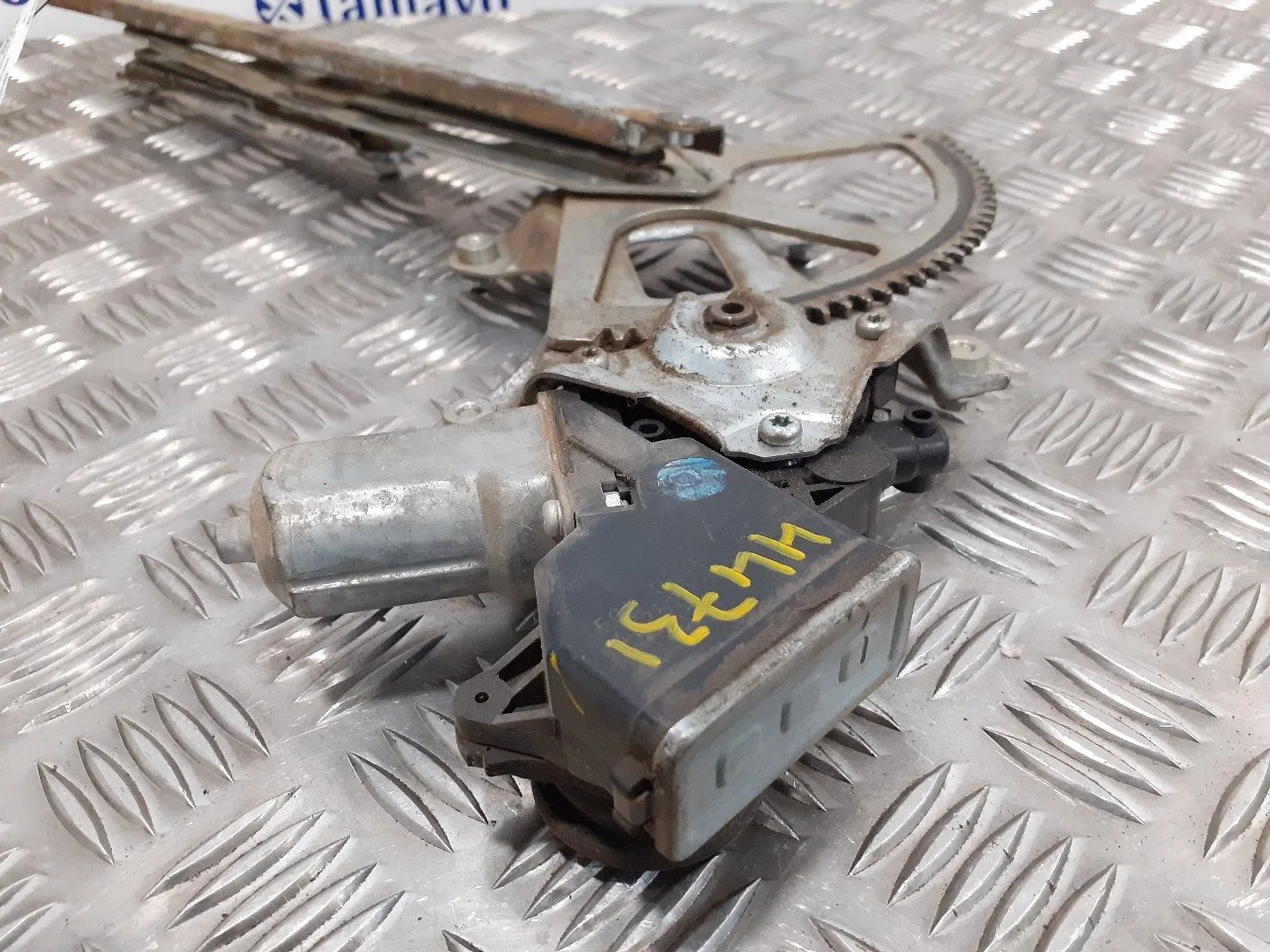 Elevalunas Delantero Izquierdo para Toyota Rav 4 (A3)
