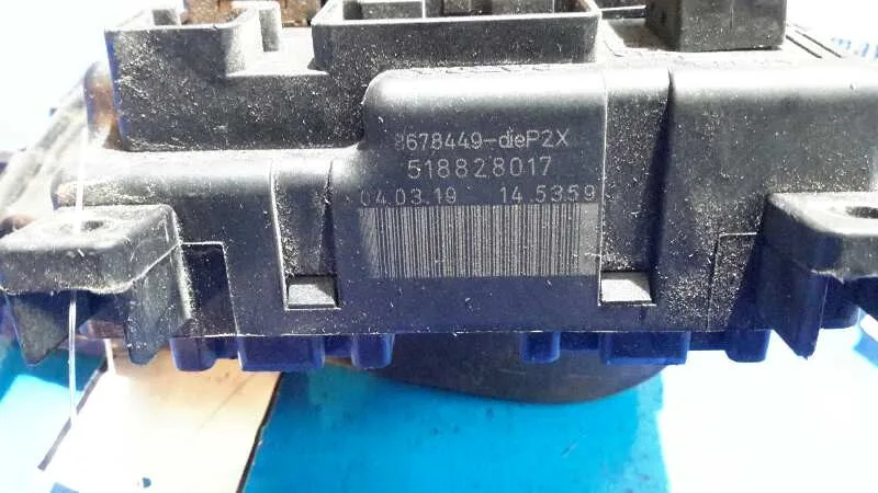 Caja Reles / Fusibles para Volvo S60 Berlina