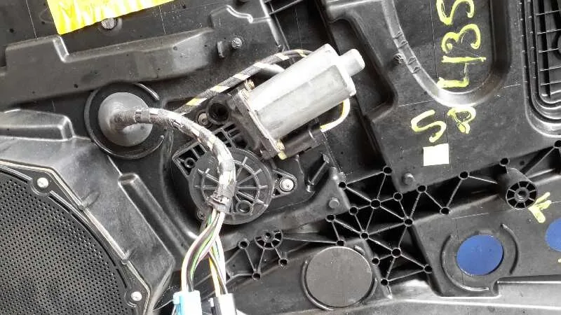Elevalunas Delantero Izquierdo para Ford Fusion (Cbk)