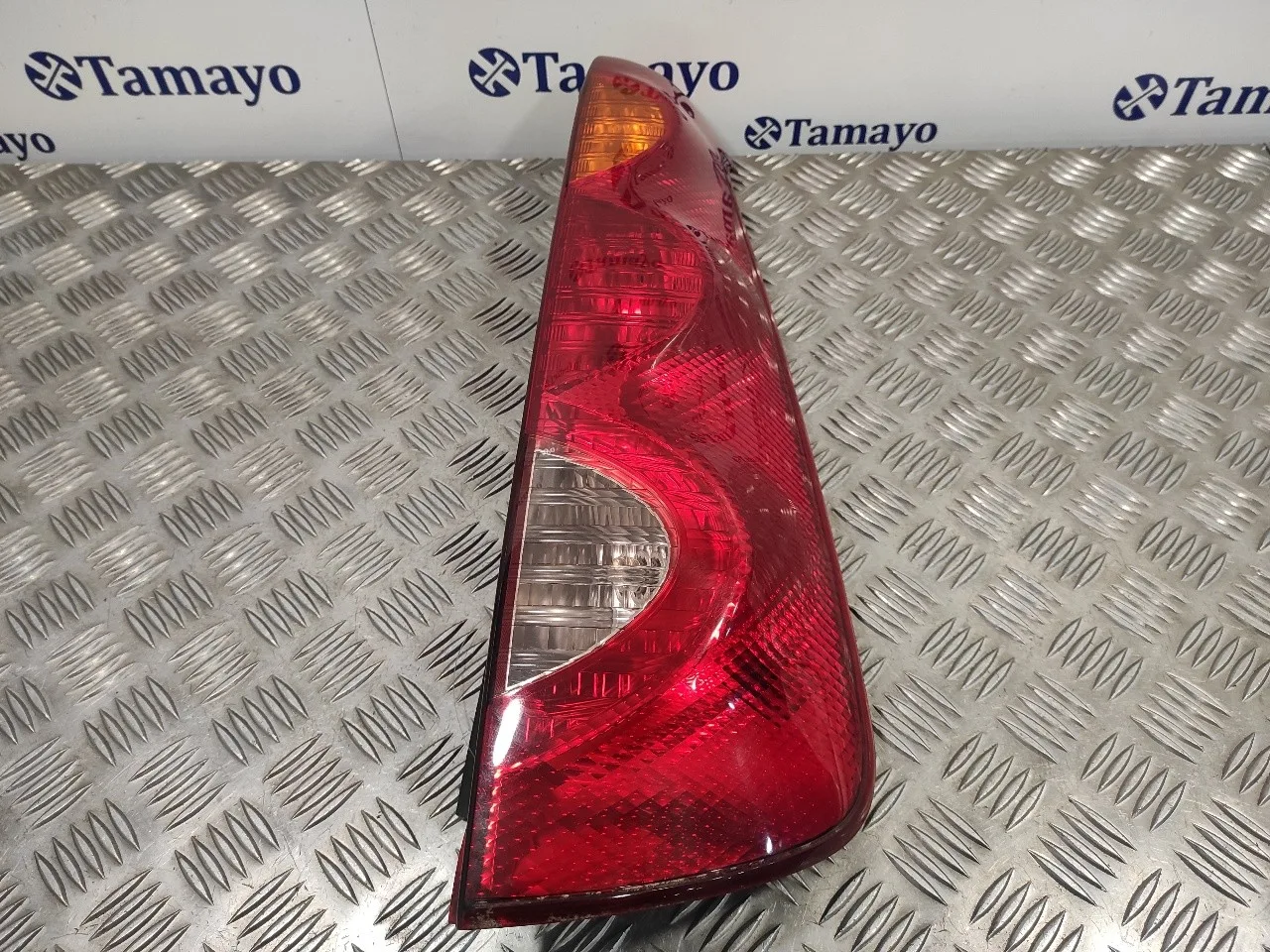 Piloto Trasero Derecho para Nissan Note (E11E)