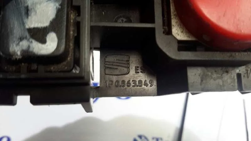 Interruptor Warning para Seat Leon (1P1)
