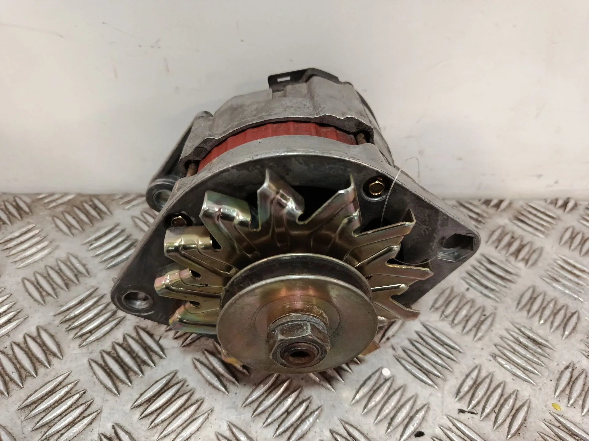 Alternador para Ebro F-350