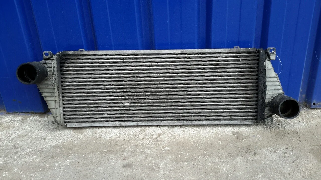 Intercooler para Volkswagen Lt Caja Cerrada / Combi (Mod. 1997)