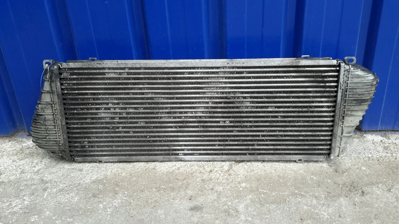 Intercooler para Volkswagen Lt Caja Cerrada / Combi (Mod. 1997)