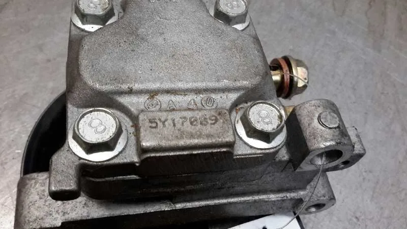 Bomba Servodireccion para Mazda 6 Monovolumen (Gy)