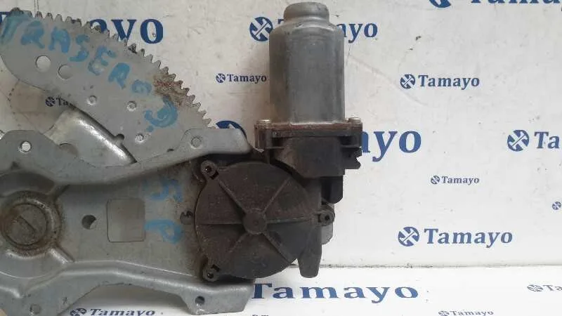 Elevalunas Trasero Derecho para Nissan Almera (N16/E)