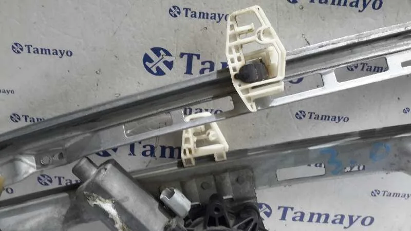 Elevalunas Delantero Derecho para Peugeot 206 Berlina