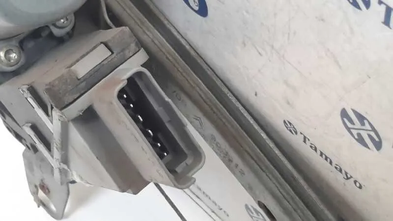 Elevalunas Delantero Derecho para Citroën C3