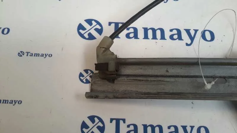Elevalunas Delantero Izquierdo para Nissan Almera (N16/E)