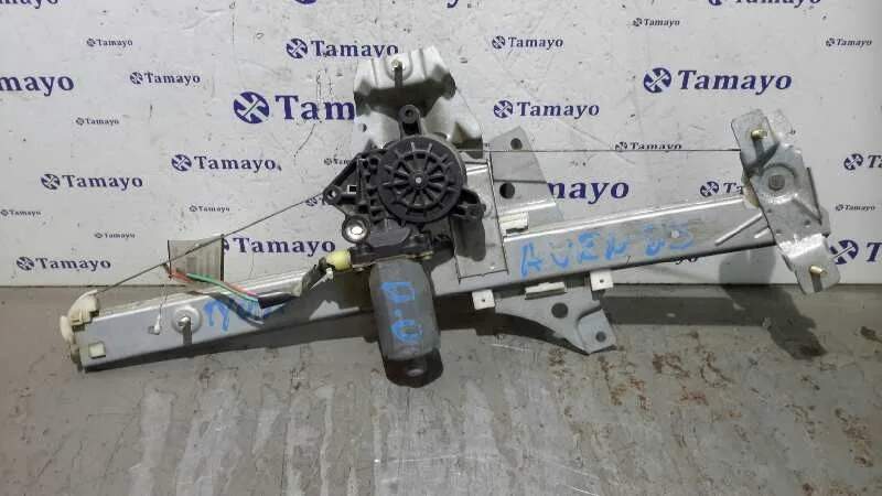 Elevalunas Delantero Derecho para Toyota Avensis Berlina (T 22)