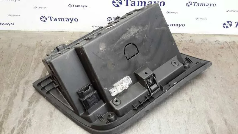 Guantera para Seat Leon (1P1)