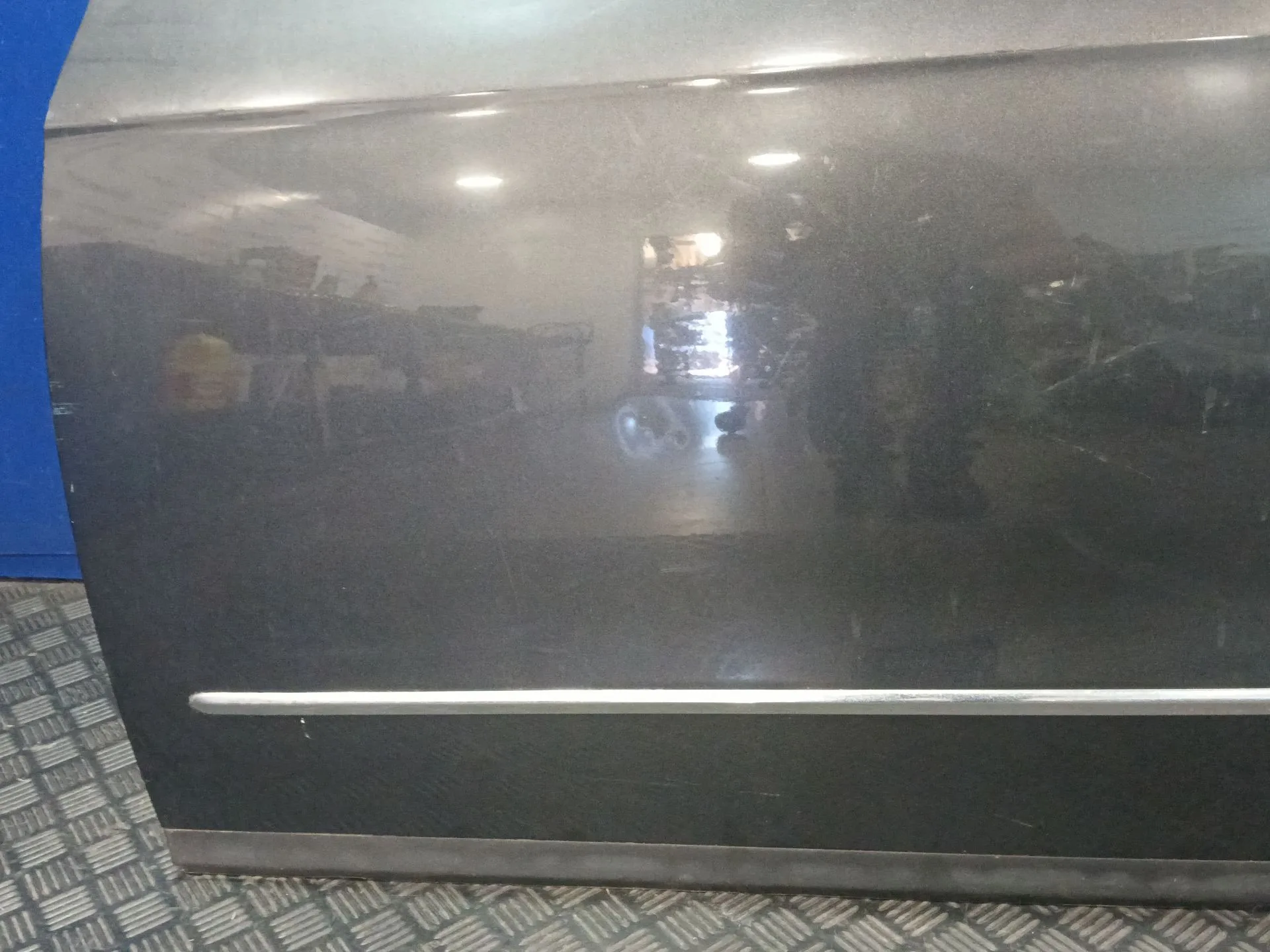 Puerta Delantera Izquierda para Volkswagen Passat Berlina (3C2)