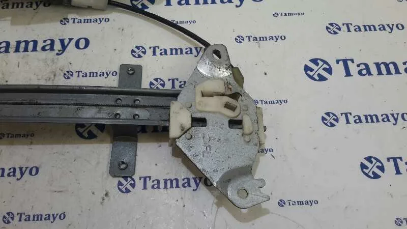 Elevalunas Trasero Izquierdo para Nissan Almera Tino (V10M)