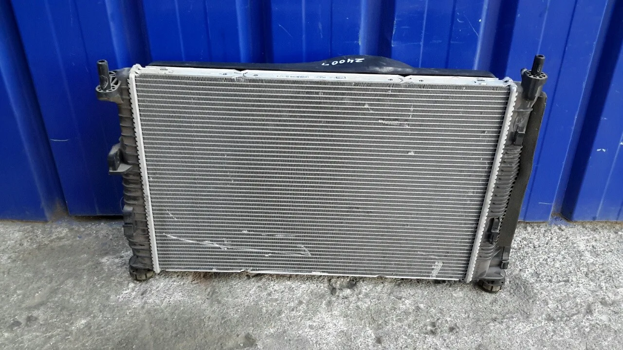 Radiador Agua para Mazda 3 Lim. (Bl)