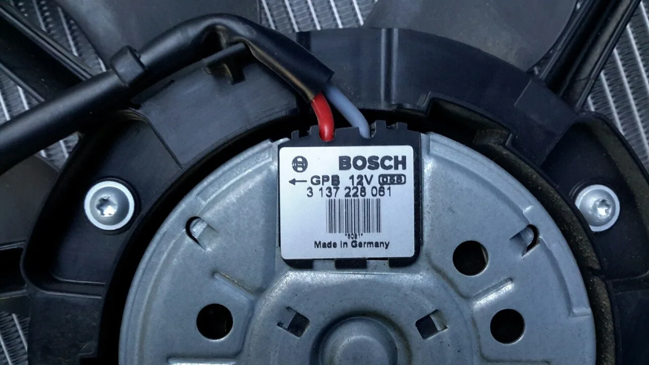 Radiador Agua para Mazda 3 Lim. (Bl)