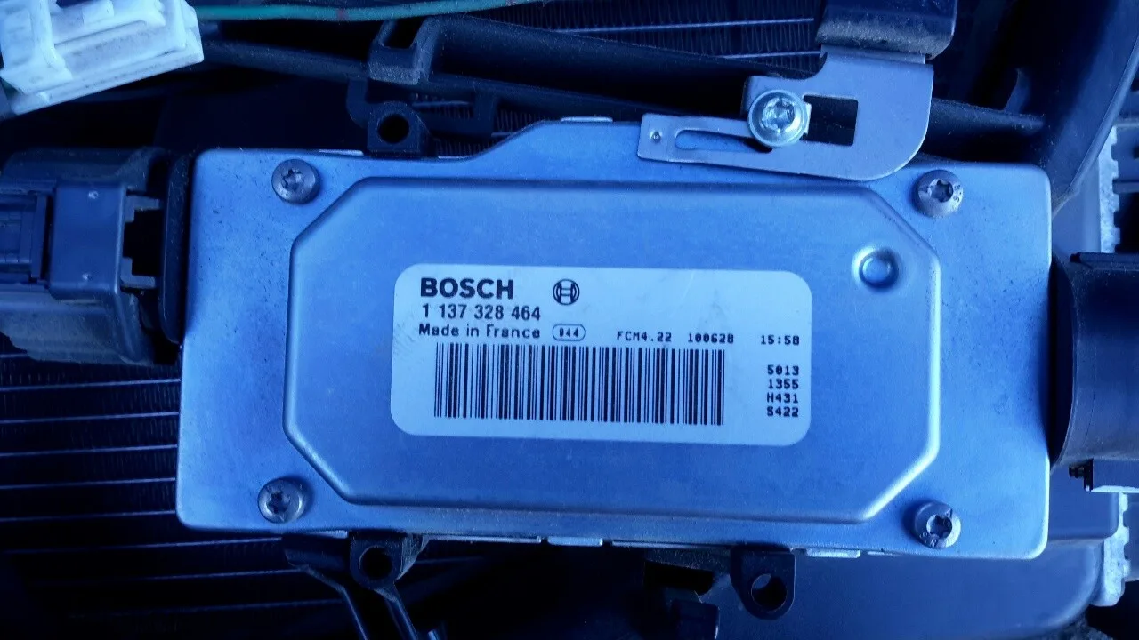 Radiador Agua para Mazda 3 Lim. (Bl)